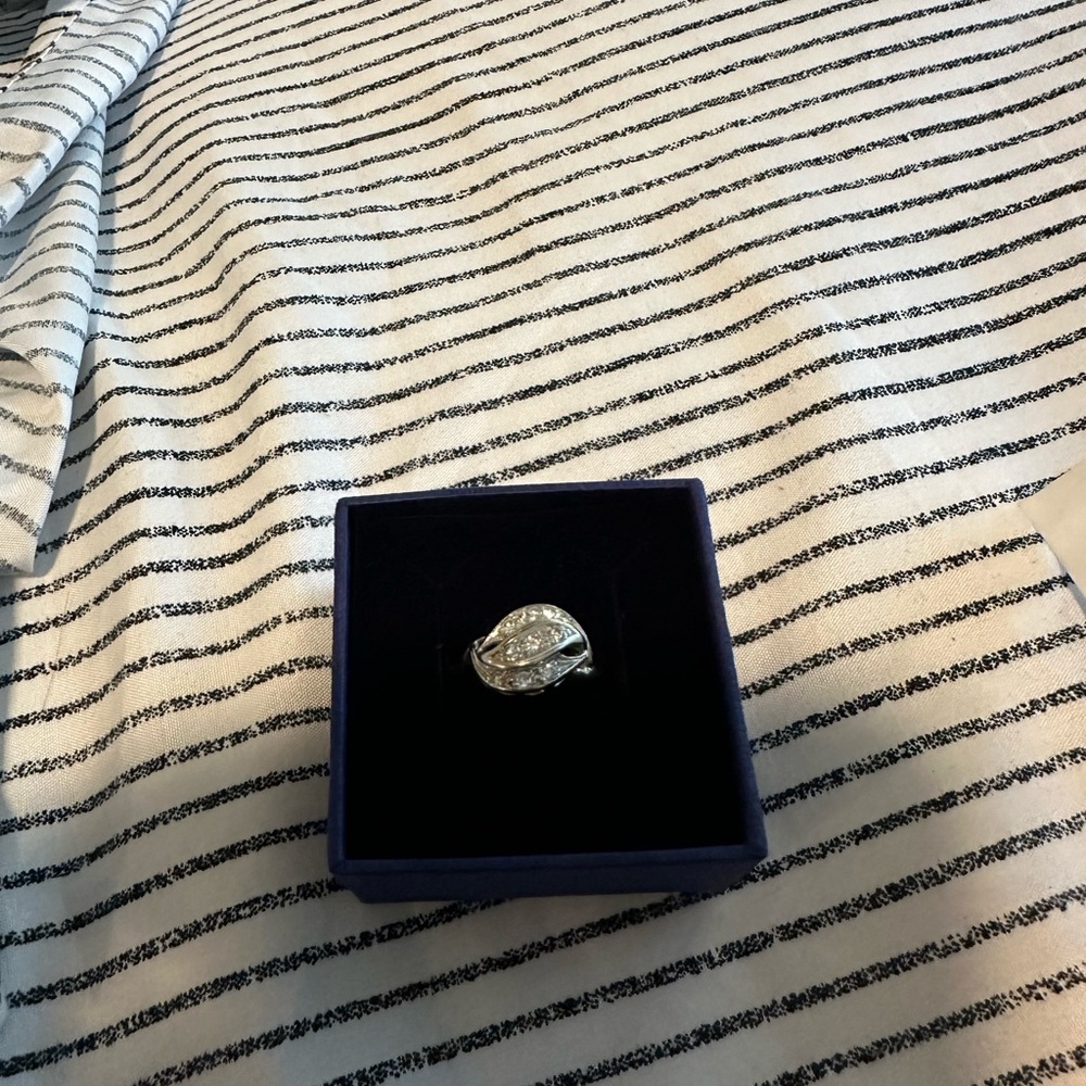 Silver Leaf Ring - image 3